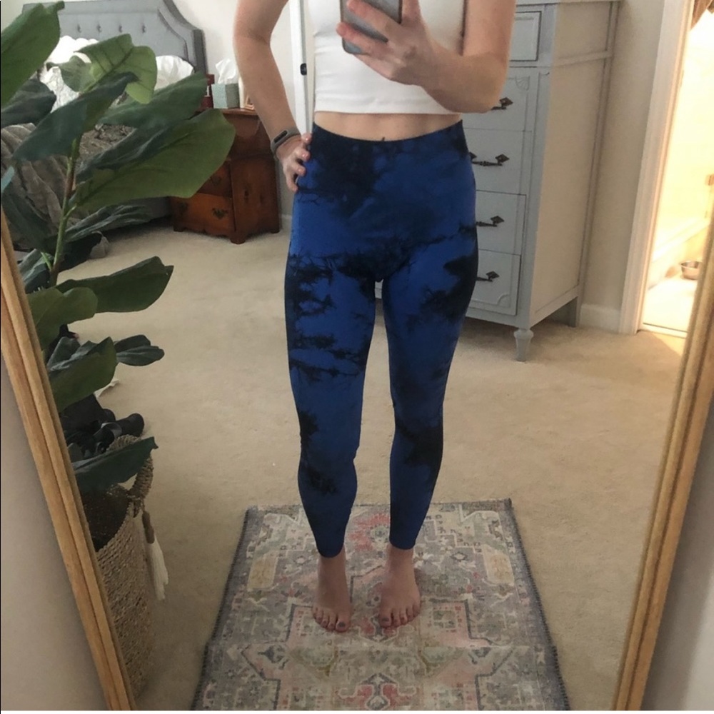 Lululemon Ebb to Street Pant Tie Dye Leggings